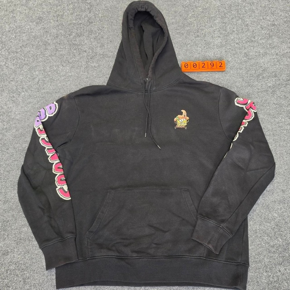 SpongeBob SquarePants hoodie with graphic of SpongeBob and Patrick. Large
